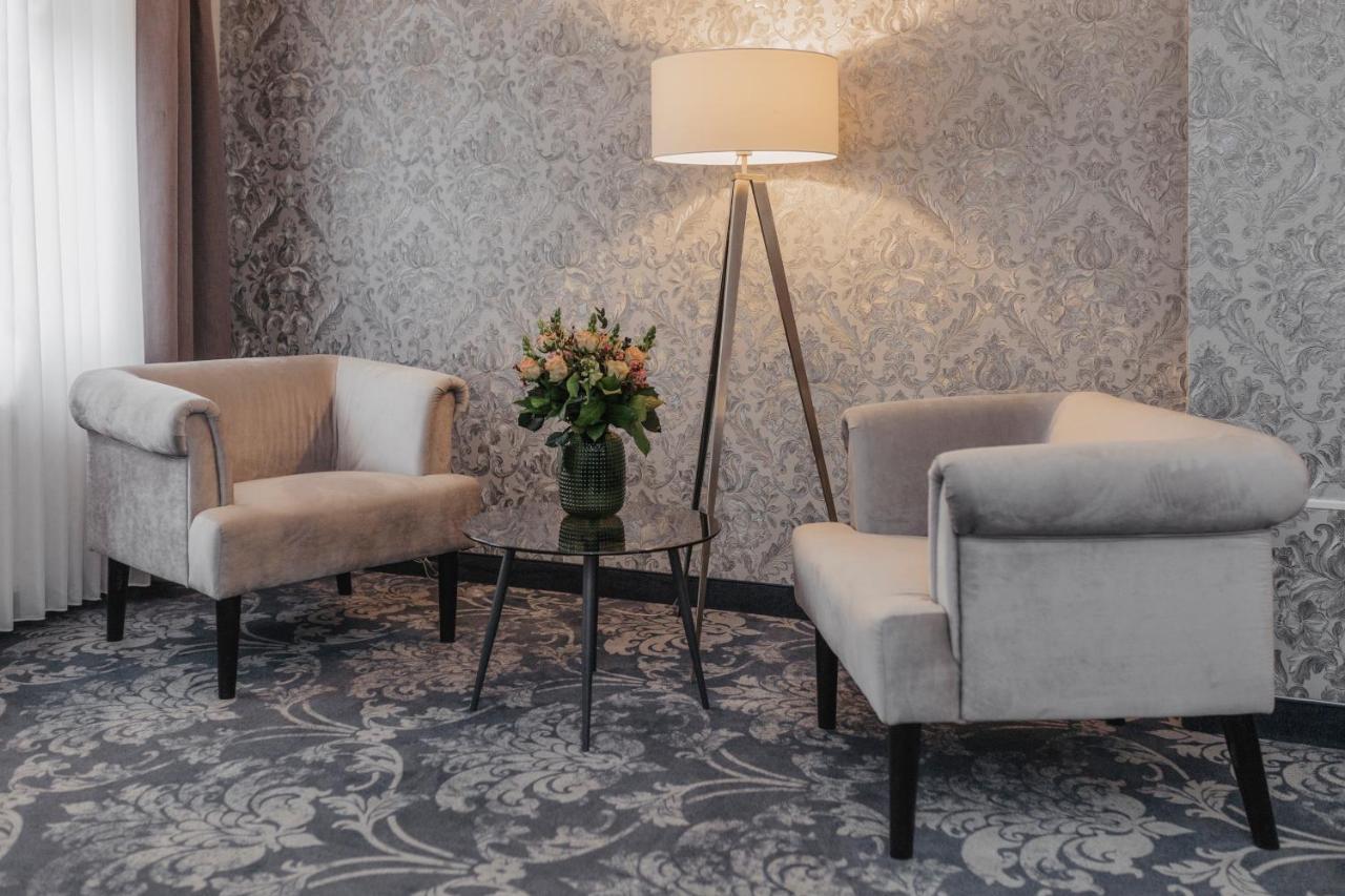 Hotel Schwarzer Adler Stendal Εξωτερικό φωτογραφία