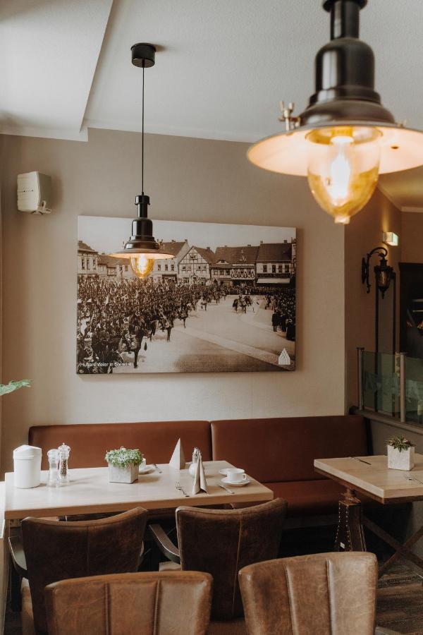 Hotel Schwarzer Adler Stendal Εξωτερικό φωτογραφία